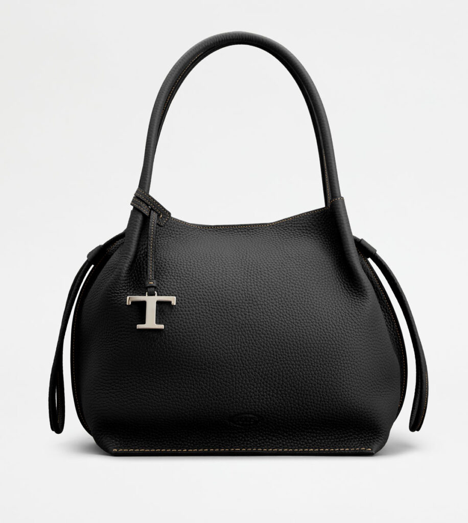 Bucket Bag in Leather Medium
