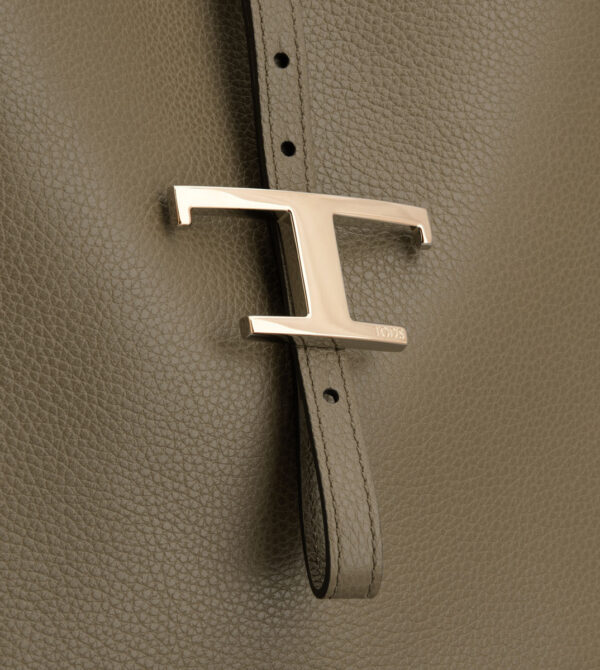 T Timeless Bucket Bag in Leather Mini - Image 6