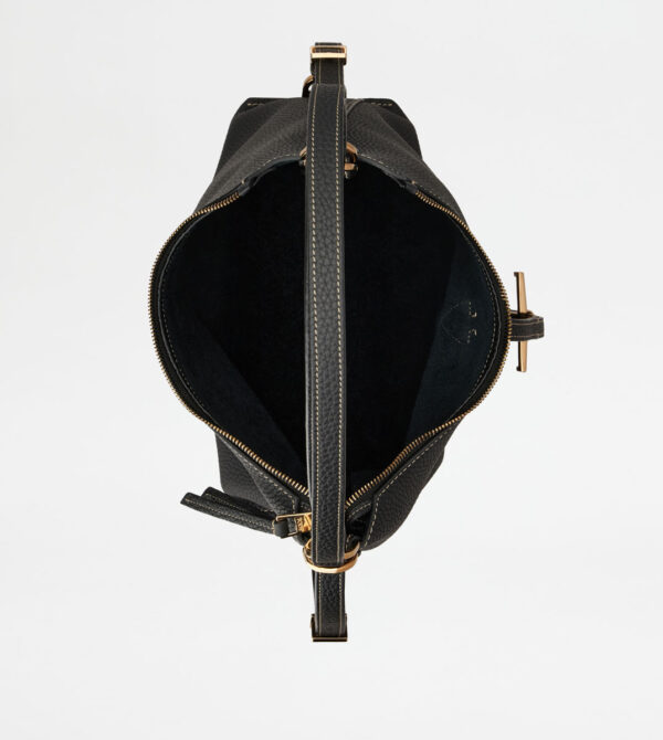 T Timeless Shoulder Bag in Leather Small - Image 4