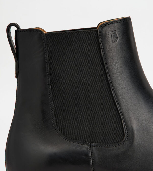 Chelsea Ankle Boots in Leather - Image 5