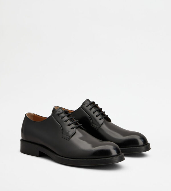 Lace-ups in Leather - Image 2