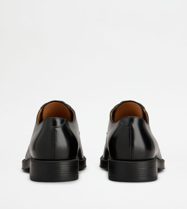 Lace-ups in Leather - Image 3