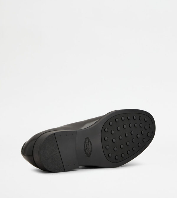 Lace-ups in Leather - Image 4