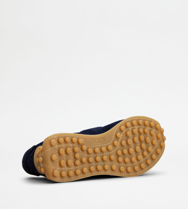 T Vintage Sneakers in Suede - Image 4